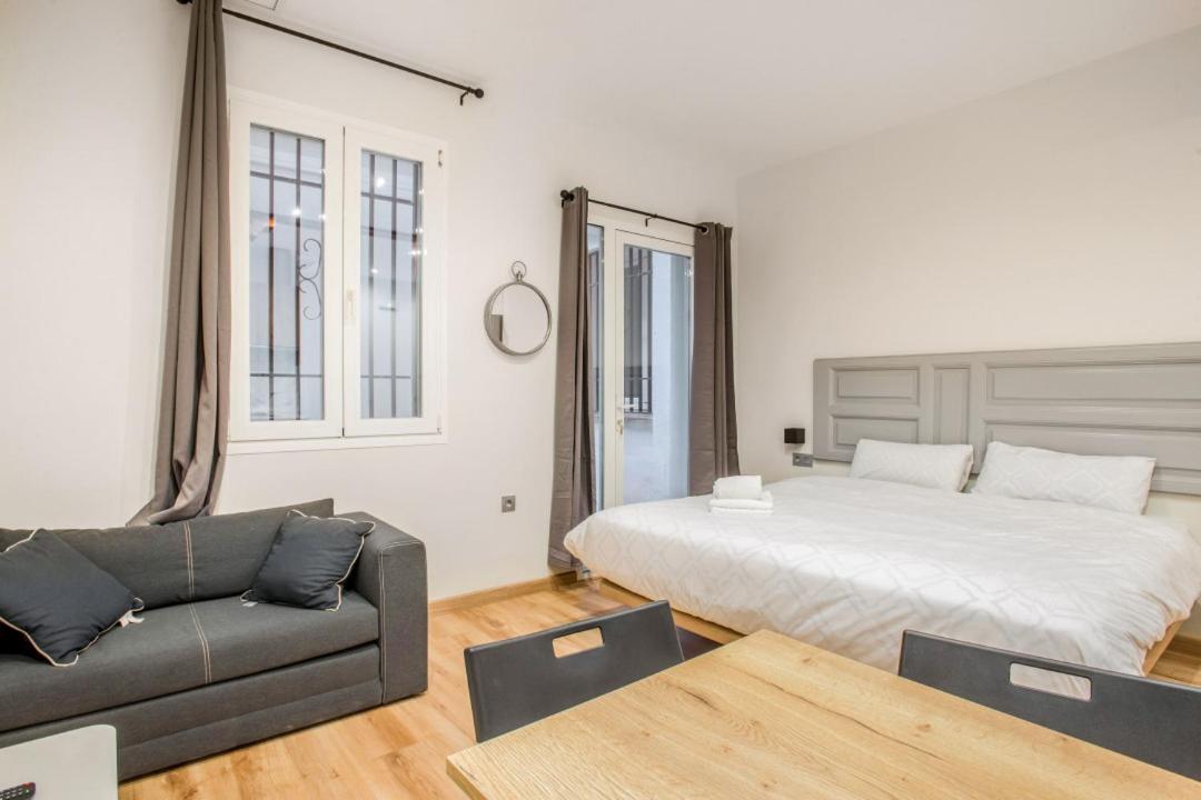 1 Bedroom 1 Bathroom Furnished - Justicia - Cozy - Mintystay Madrid Buitenkant foto